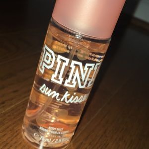 victoria’s secrent pink perfume in “sun kissed”